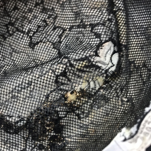 Vintage Roberta Bernay’s Veiled Gold Black Pillbox - Picture 7 of 10